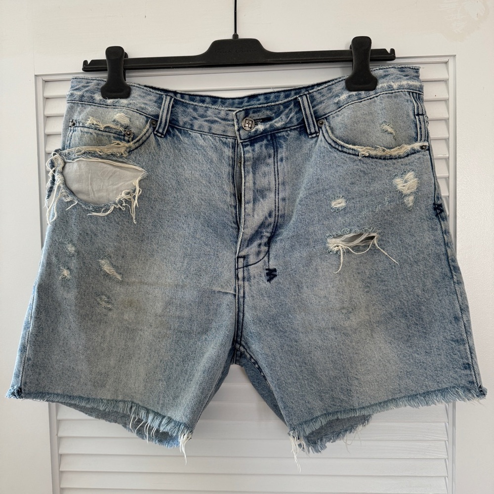 Size 36 Ksubi Distressed Jean Shorts just in time for summer!